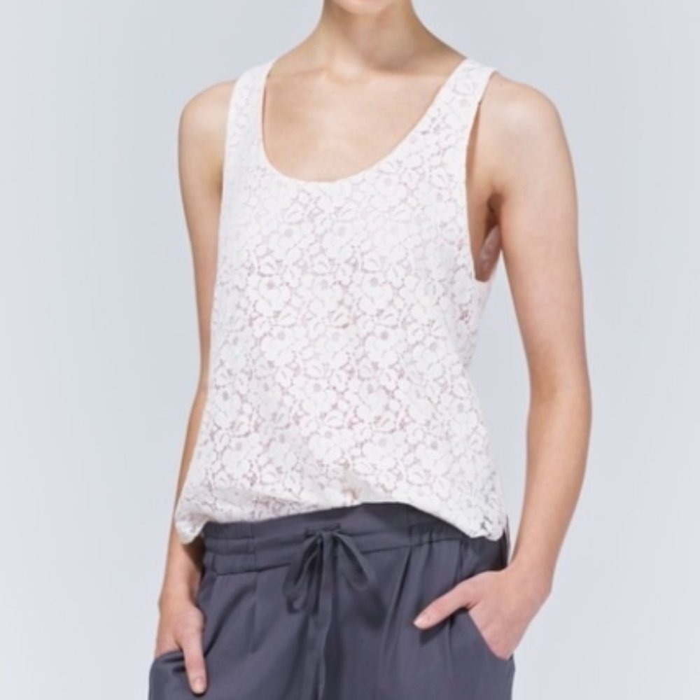 Aritizia Talula "Betty" pink lace tank top